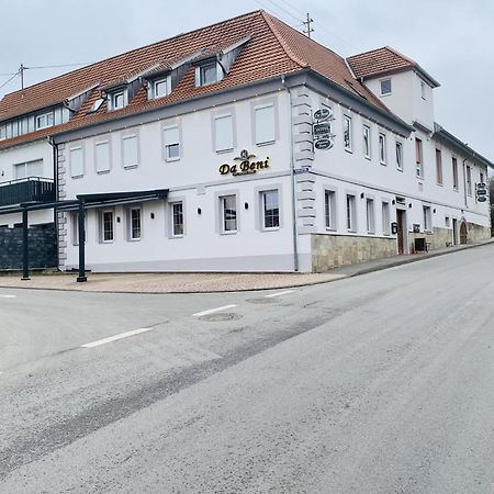 Hotel Pizzeria Da Beni Kochersteinsfeld Luaran gambar